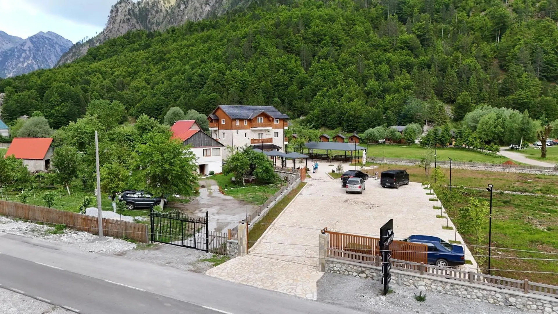 **** Hotel Oda N'Bjeshke Valbone Albania