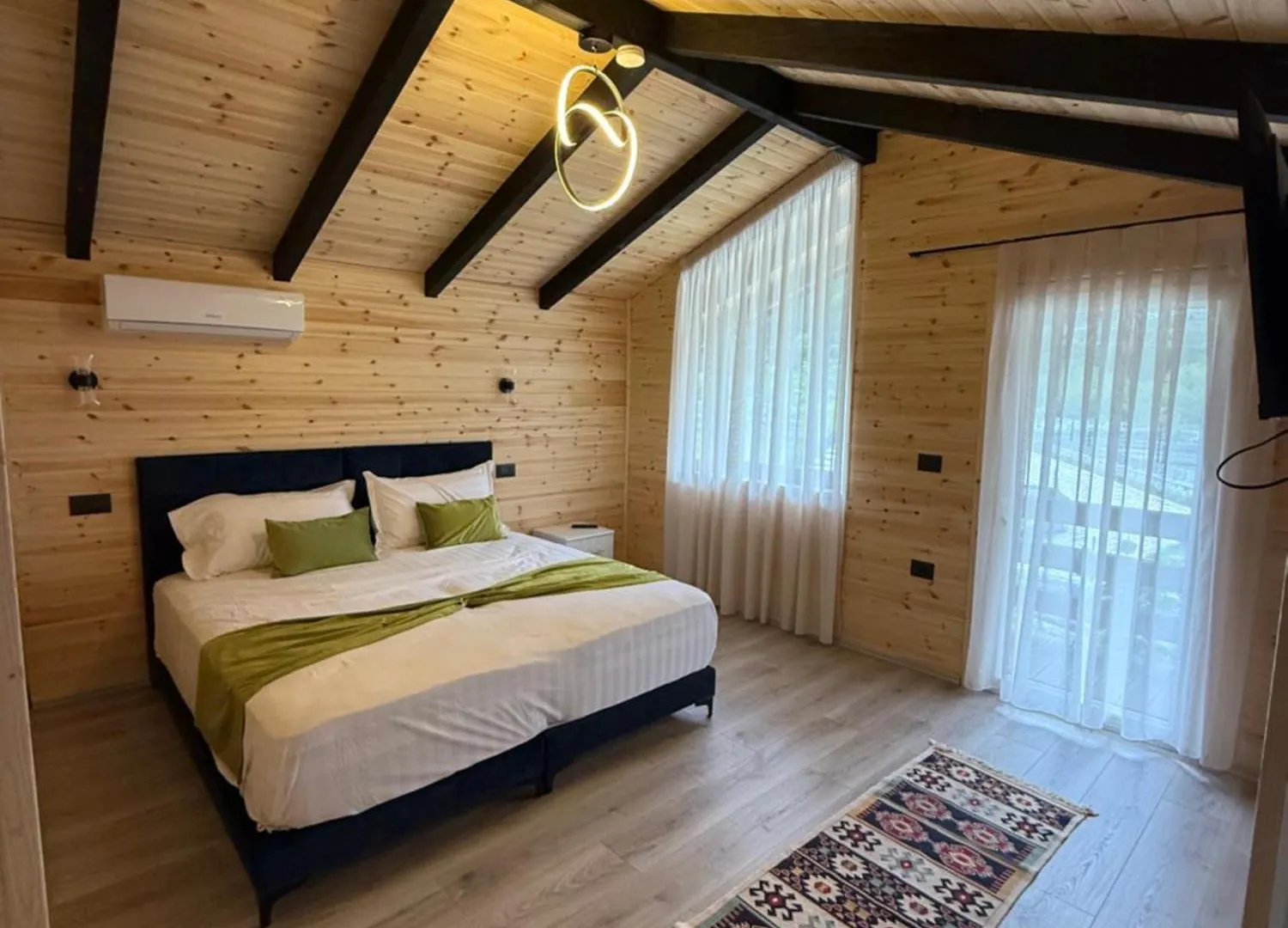 Oda N'Bjeshke Valbone 4*,  Albania